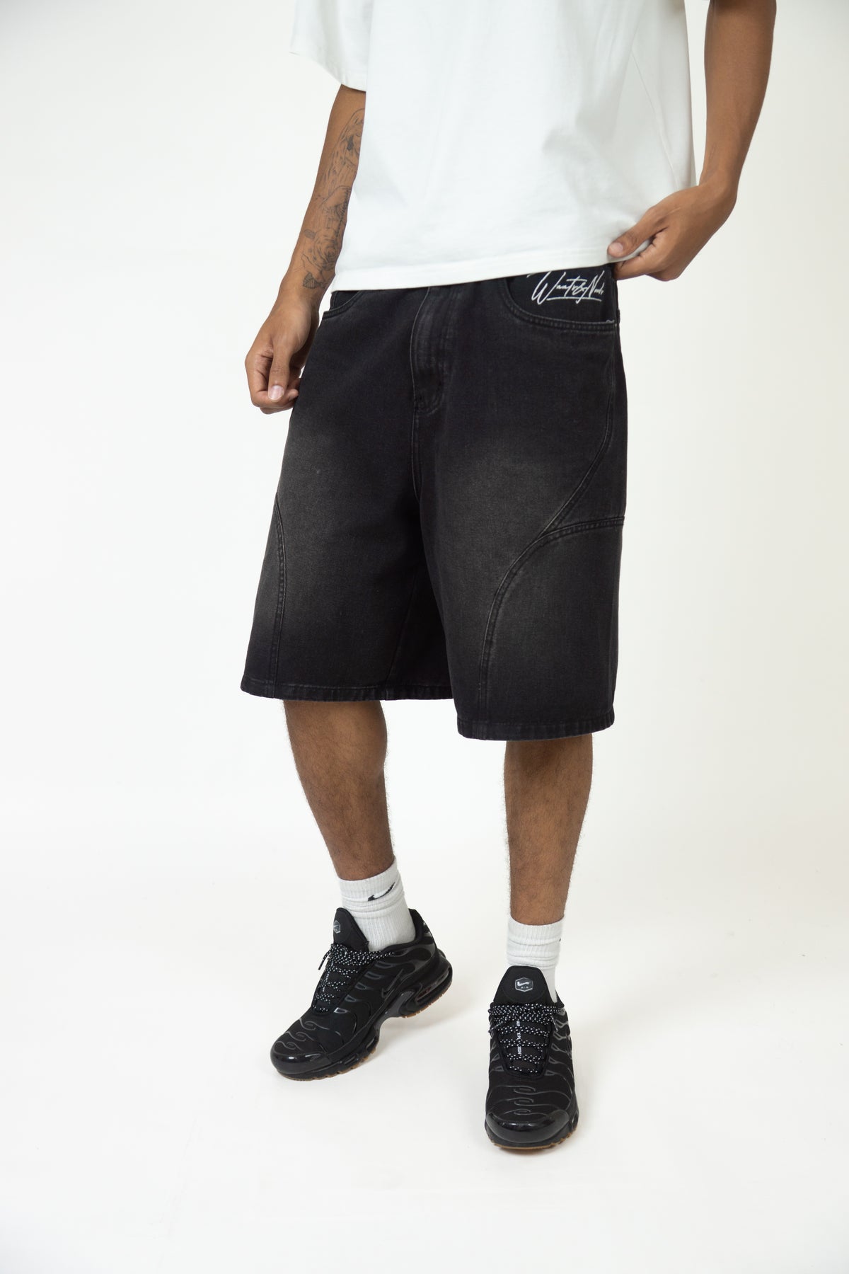 Black Jorts