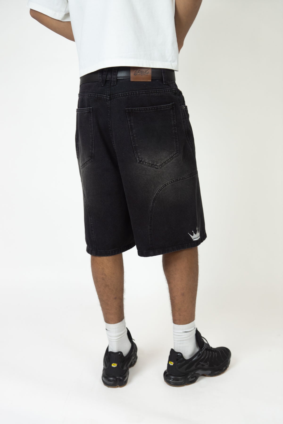 Black Jorts